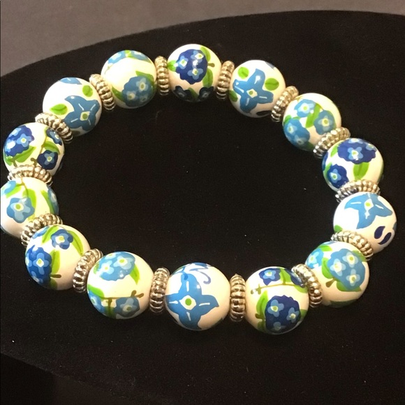 Vintage Ornate Women’s Bracelet - Picture 4 of 4